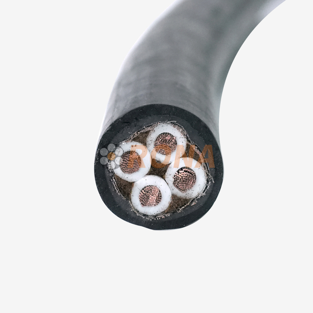 الجهد المنخفض 300 ~ 1000V RECH 4x6 كابل محكم الماء لاتصال المعدات تحت الماء